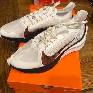 Women’s Nike Zoom Gravity